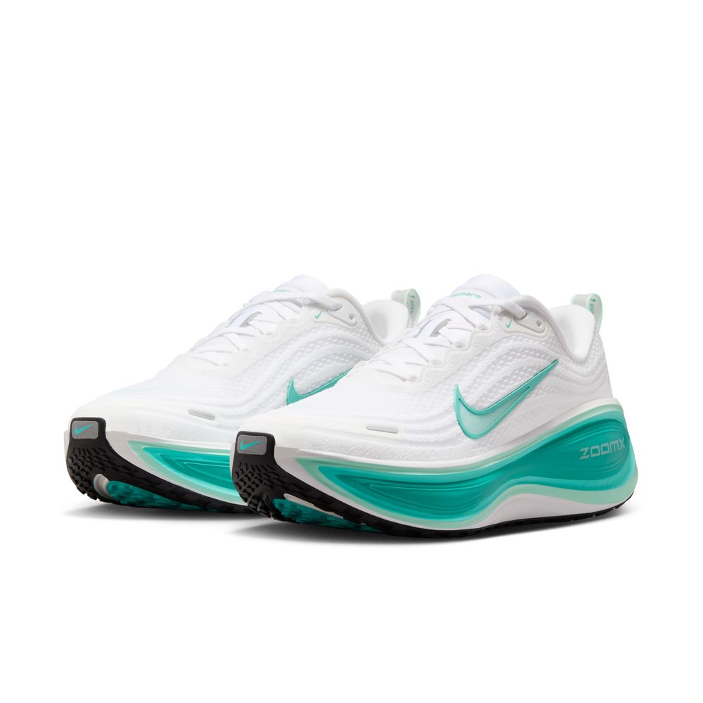 NIKE VOMERO PLUS GREEN WHITE COLOR
