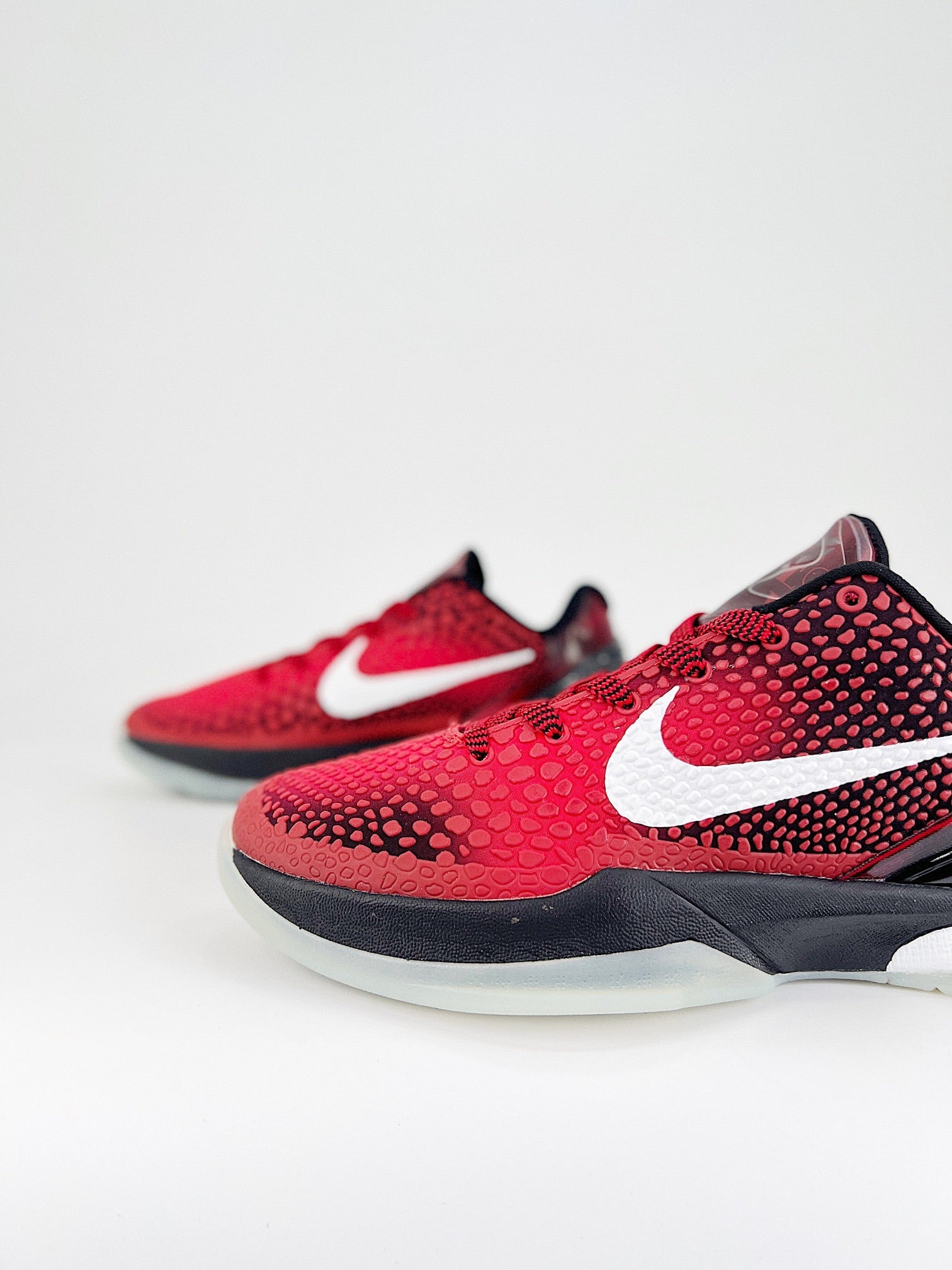 NIKE Zoom KOBE 6