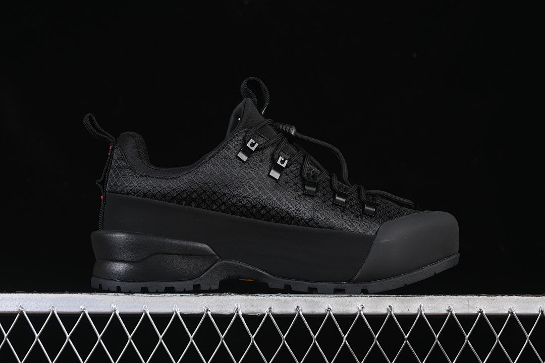 THE NORTH FACE GLENCLYFFE LOW BLACK/BLACK