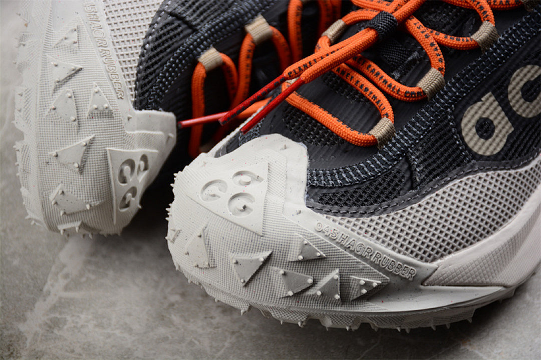 ACG MOUNTAIN FLY 2 WHITE/GREY/BLACK/ORANGE