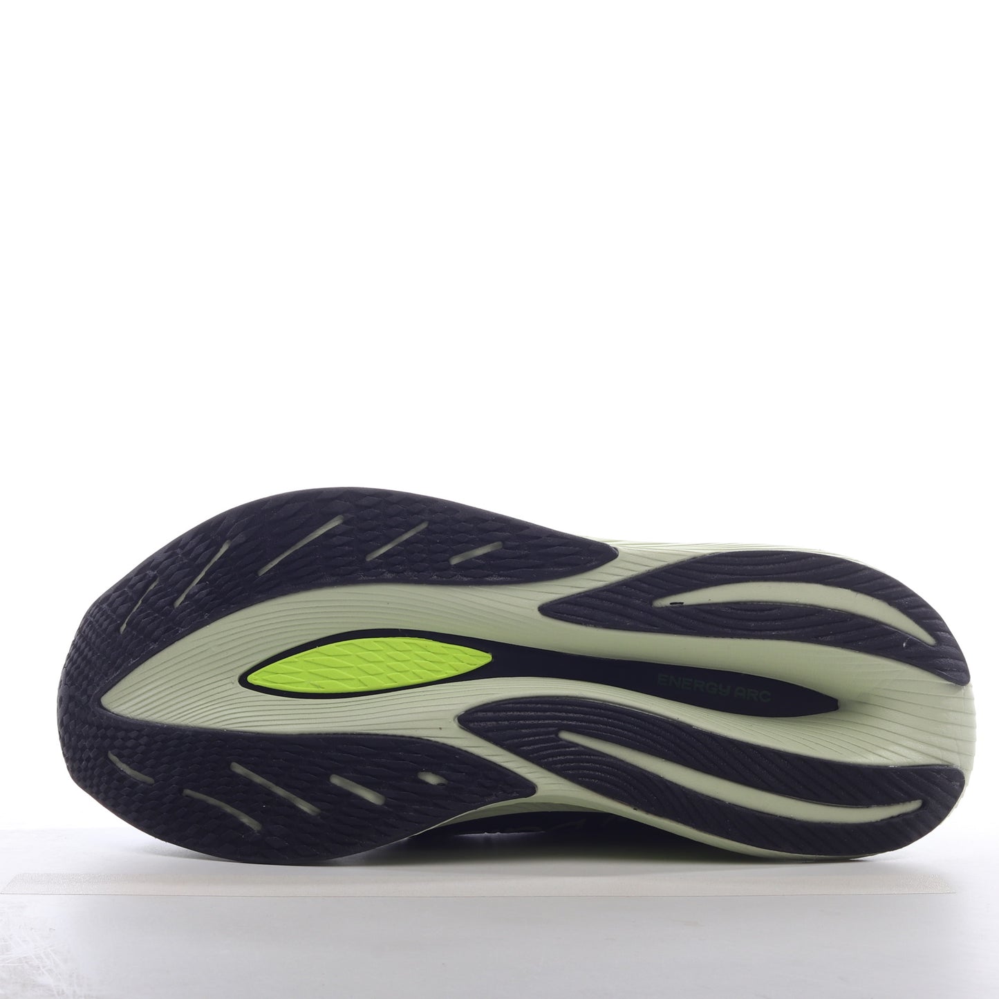 New Balance FuelCell Prism