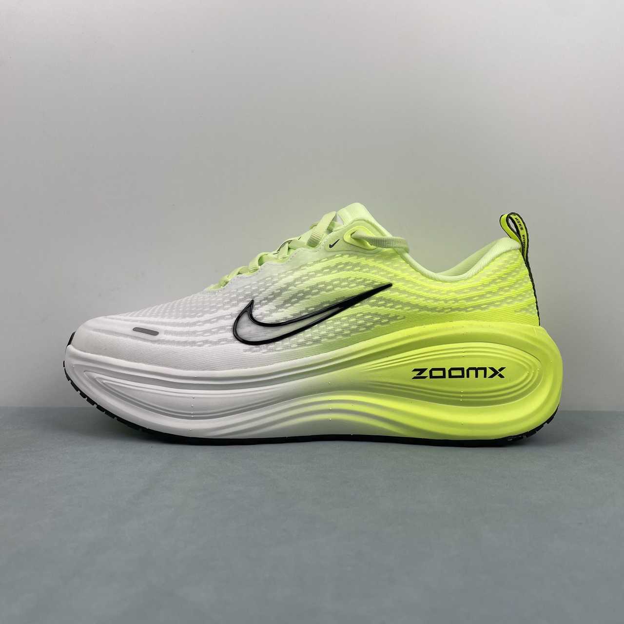 Nike Zoom Vomero PLUS 35-46