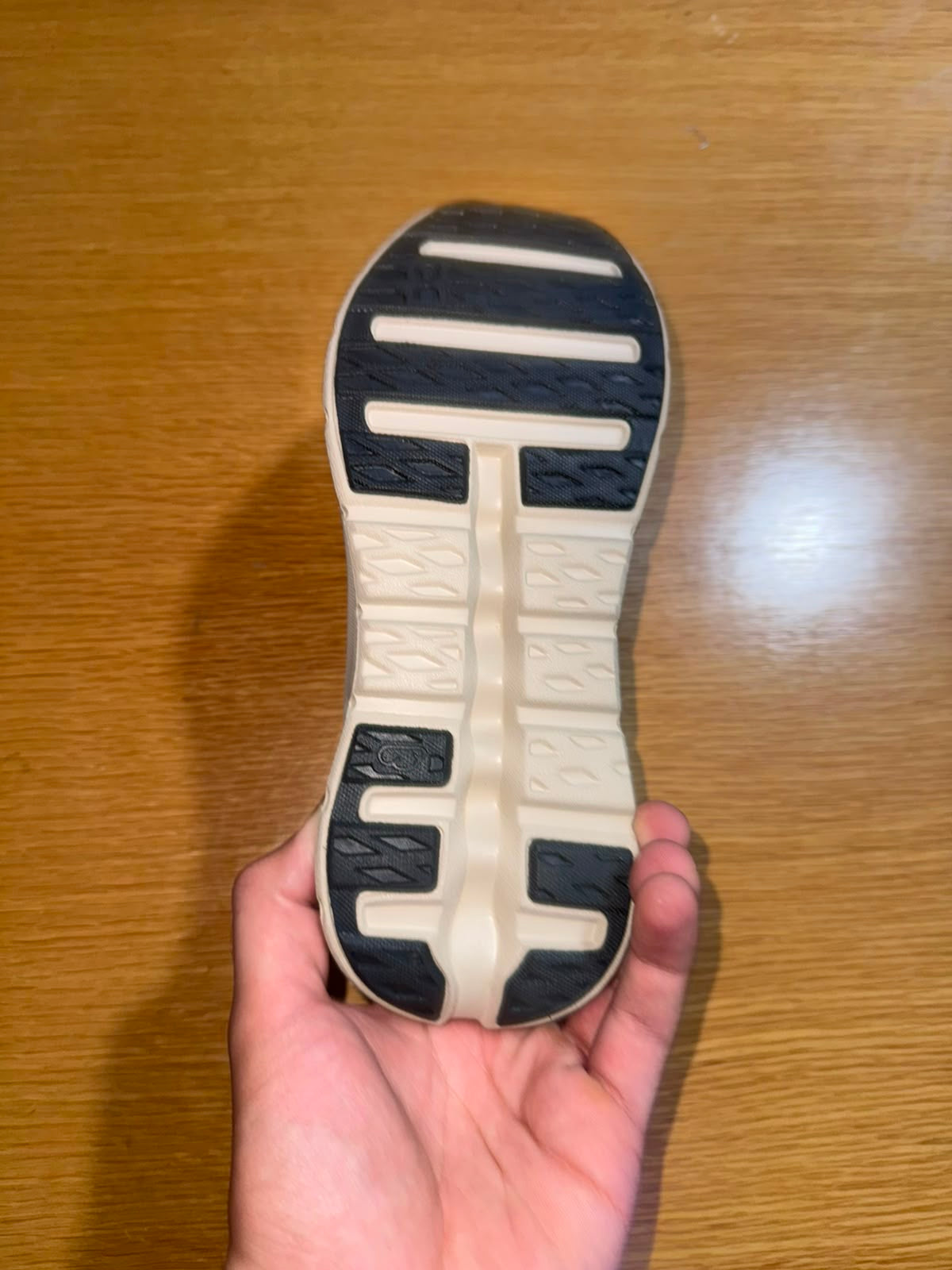 On Running Cloudtilt Sneaker Stock