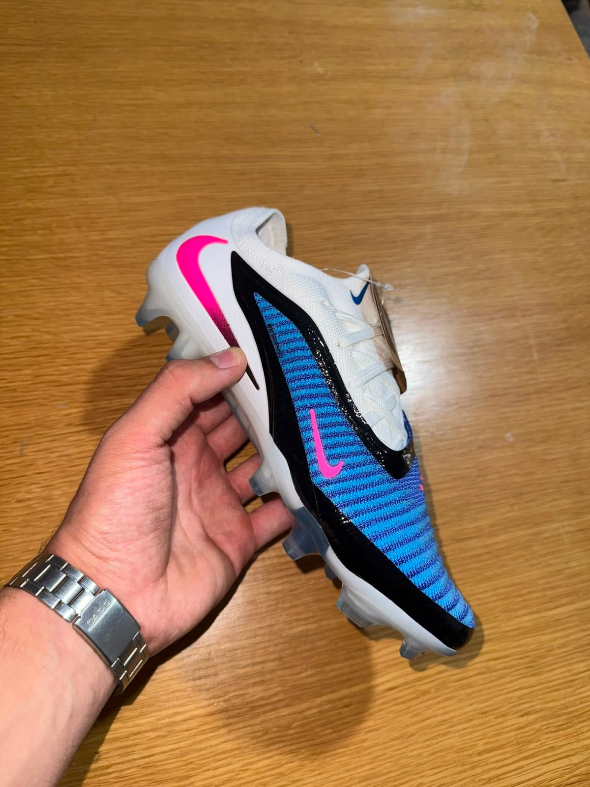 Nike Phantom 6 Elite Stock