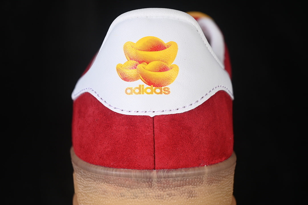【230】[IE1051]-[GAZELLE INDOOR ACTIVE MAROON/OFF WHITE/GUM]-[WOMAN:35-39]-[MAN:40-45]