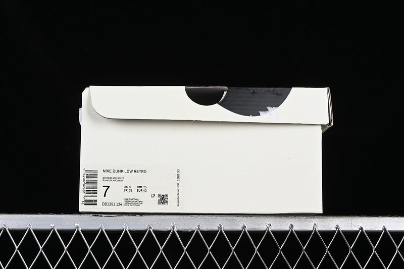 【310】[DD1391-124]-[SB DUNK LOW L*V WHITE/RED]-[WOMAN:36-39]-[MAN:40-45]
