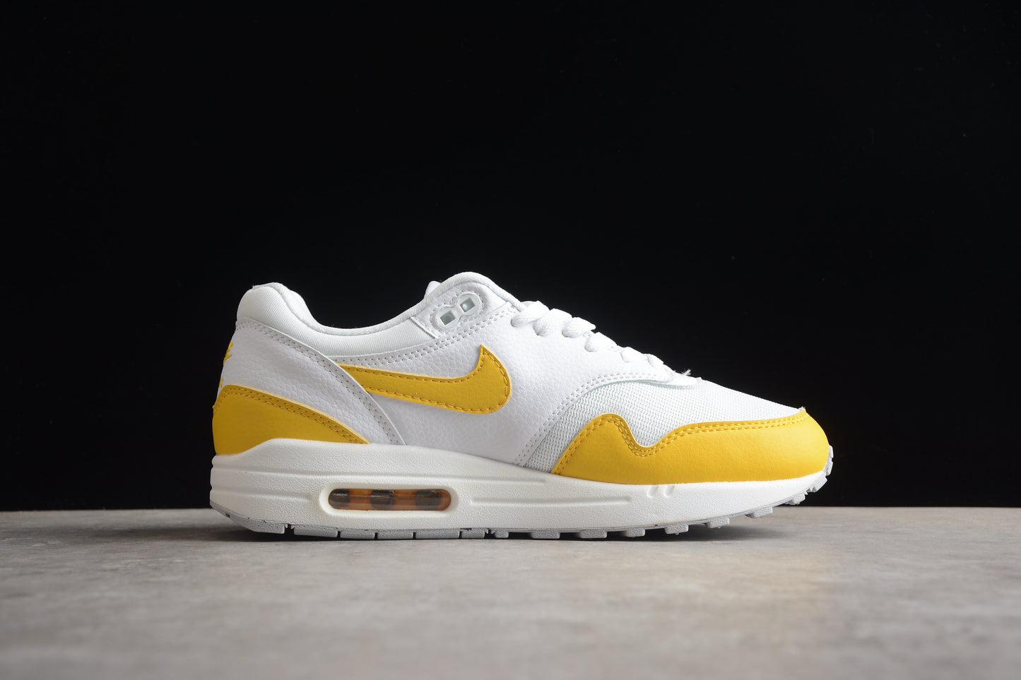 Nike Air max 1 yellow