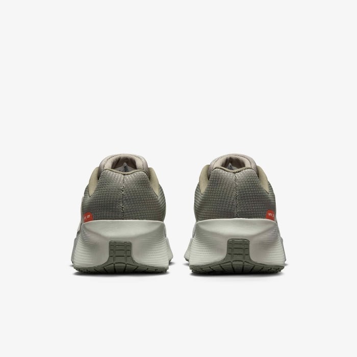 Nike Metro Tek