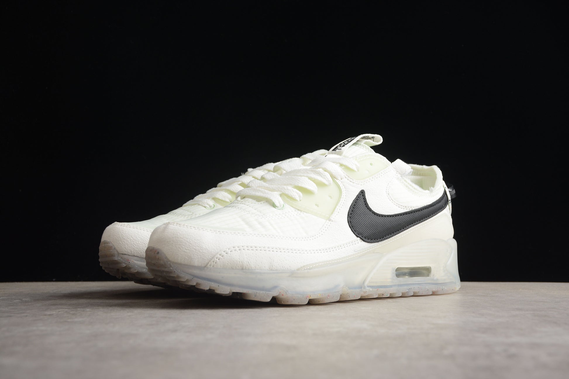Nike Air max 1 black and white