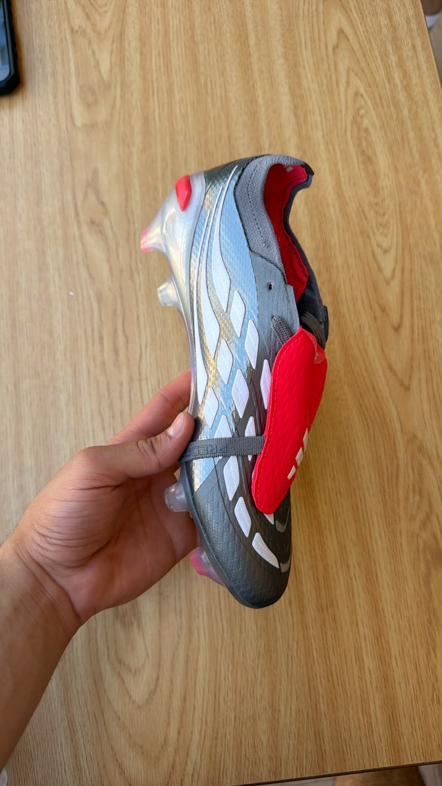 Adidas predator 26 stock