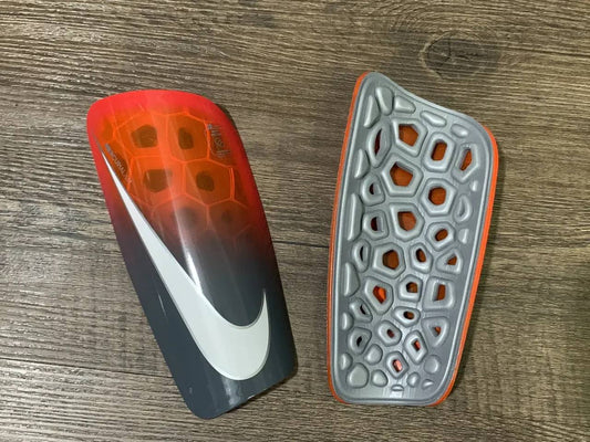 13th generation Nike high-end shin pads Red