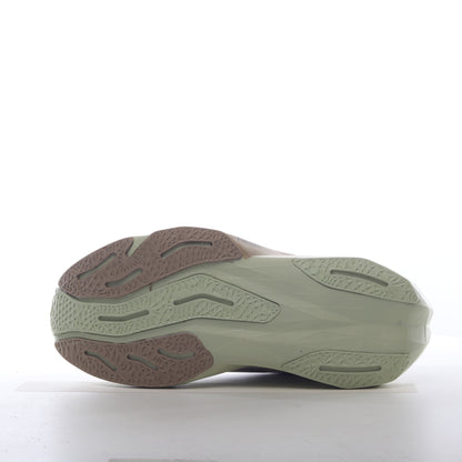 New Balance FuelCell Rebel V4