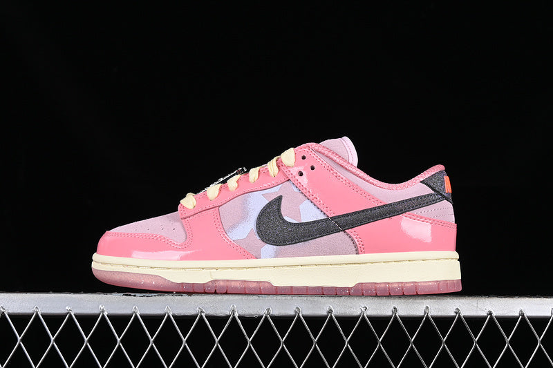 DUNK LOW LX BARBIE PINK FOAM/PALE VANILLA/BLACK/LOTUS PINK