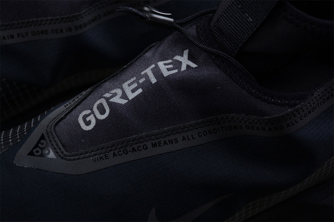 ACG MOUNTAIN FLY GORE-TEX BLACK/DARK GREY-BLACK