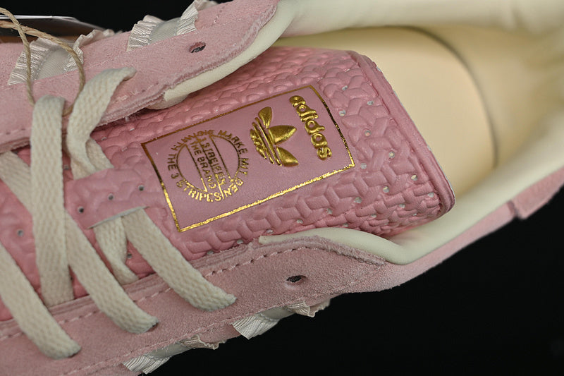 【230】[JS1413]-[GAZELLE INDOOR WONDER MAUVE/CREW WHITE/GUM 3]-[WOMAN:35-39]-[MAN:40-45]