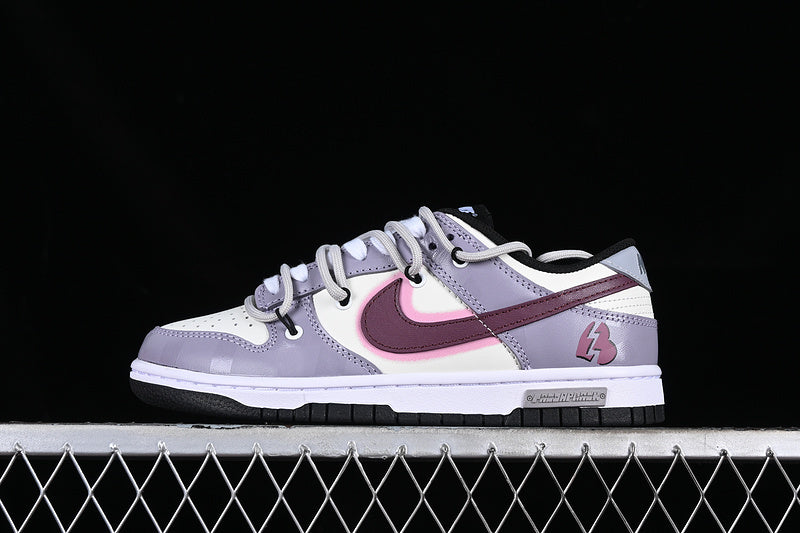 【330】[DH9765-002]-[SB DUNK LOW WHITE/PURPLE]-[WOMAN:35.5-40]