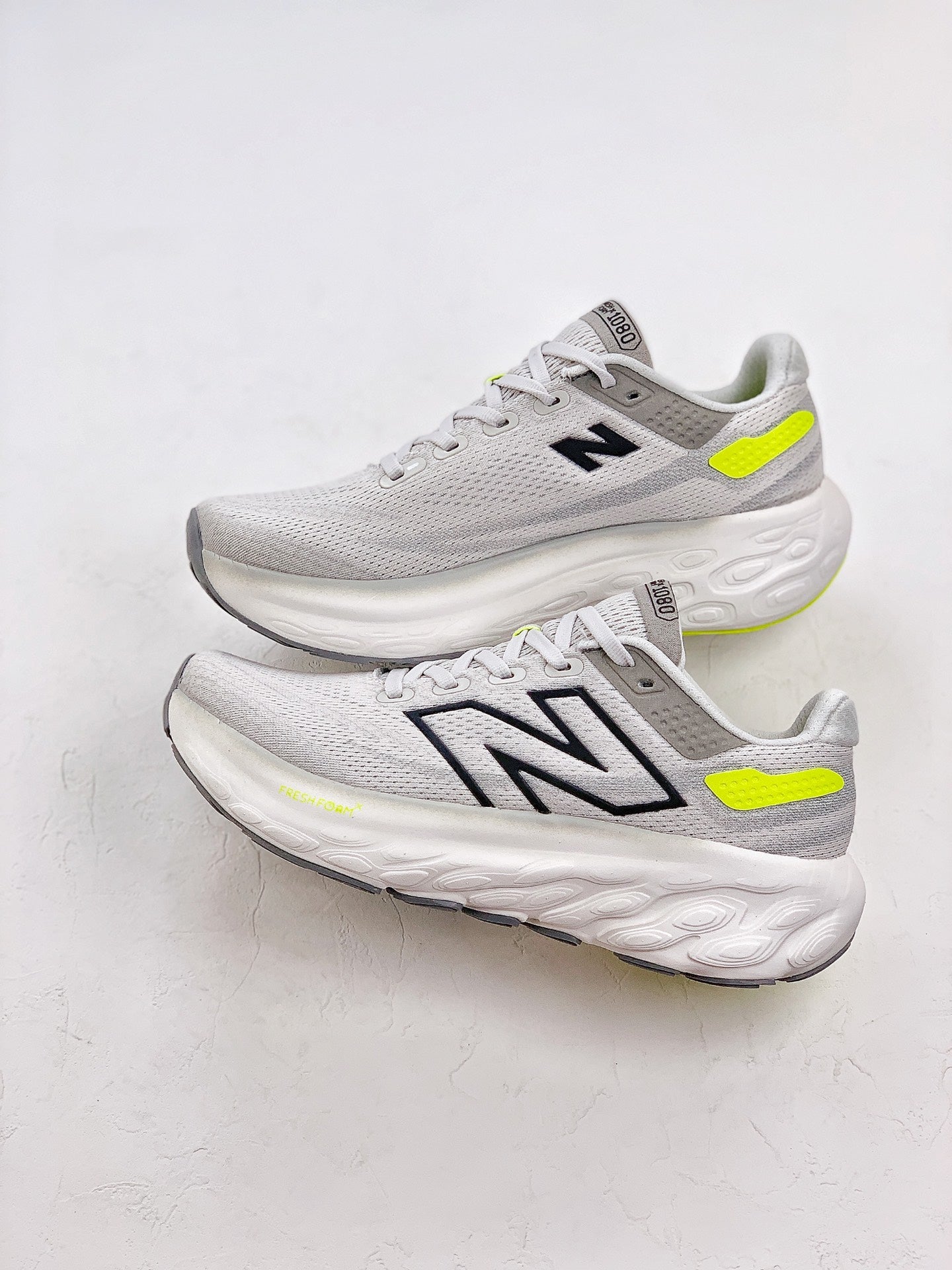 New Balance NB Fresh Foam white yellow Black