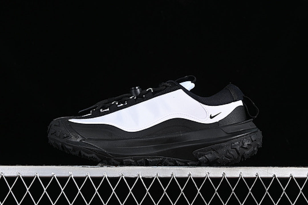 ACG MOUNTAIN FLY 2 LOW SP BLACK/BLACK/WHITE