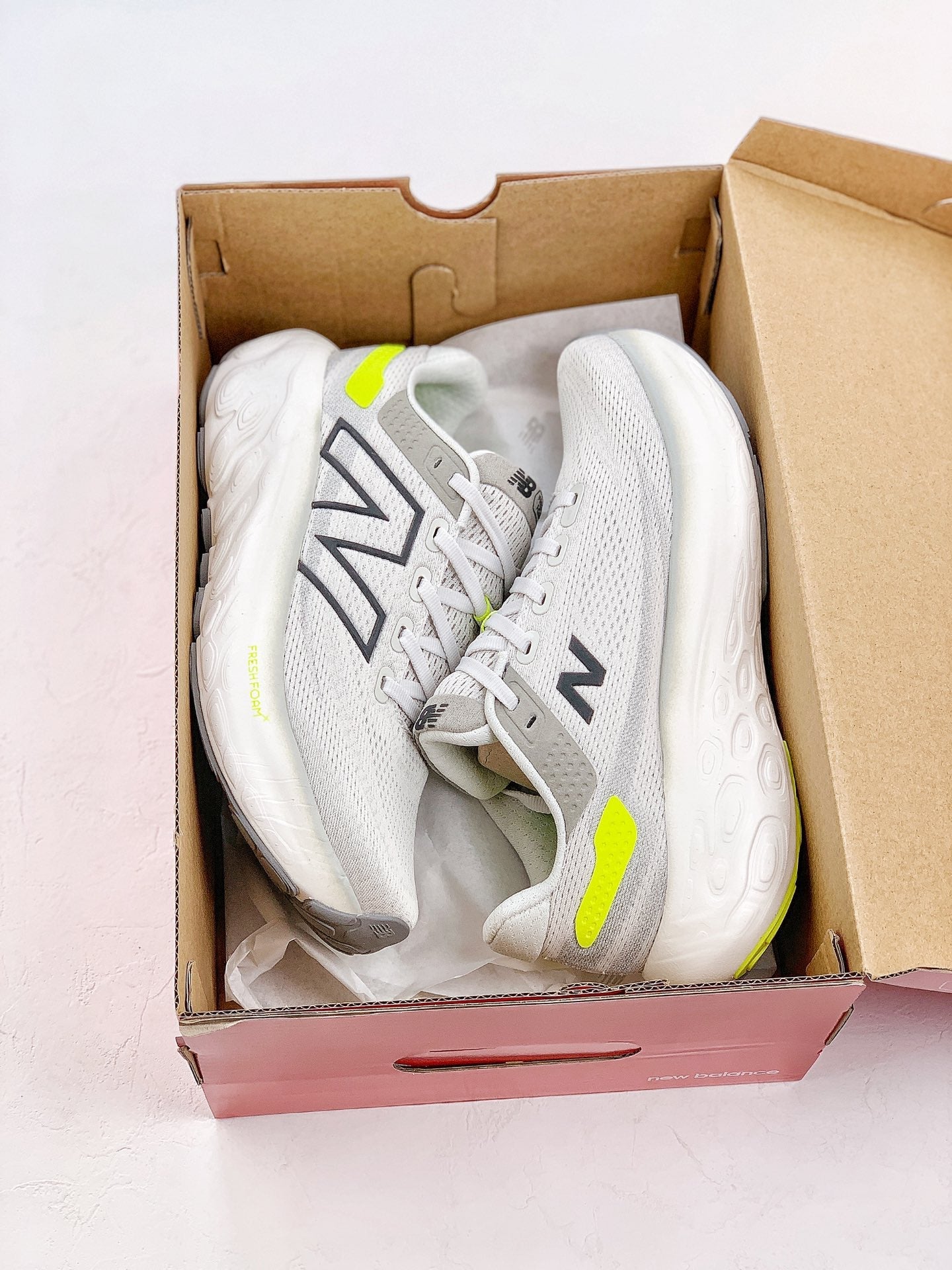 New Balance NB Fresh Foam white Black