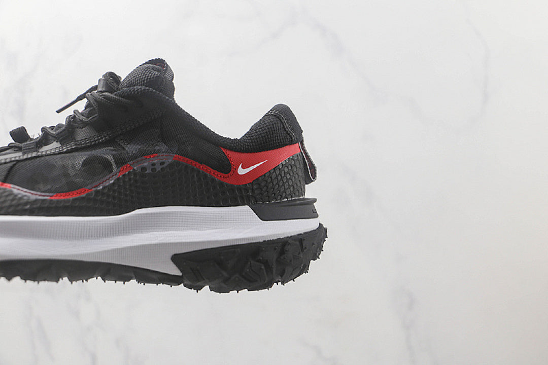 ACG MOUNTAIN FLY 2 LOW BLACK/WHITE/RED