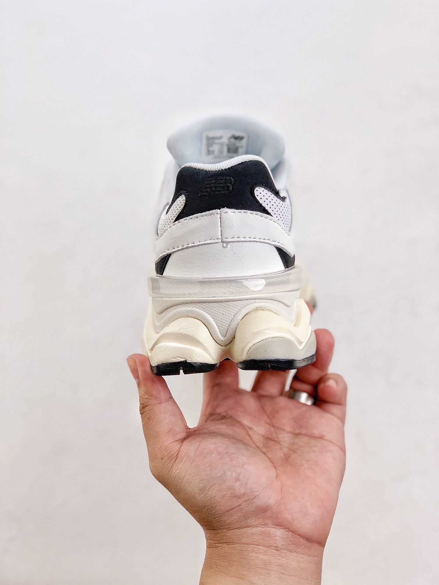 New Balance NB 9060 White/Black