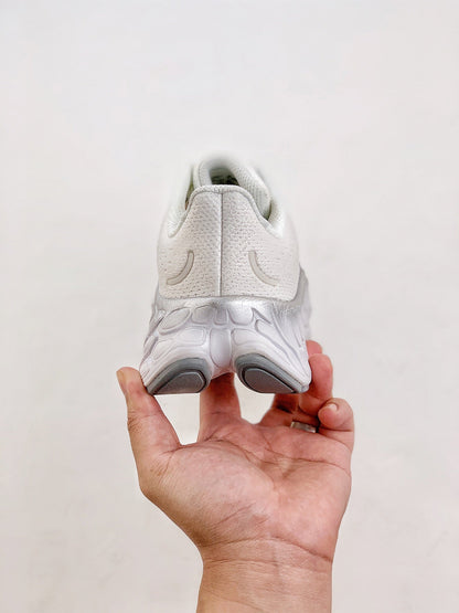 New Balance NB Fresh Foam X More v4 White