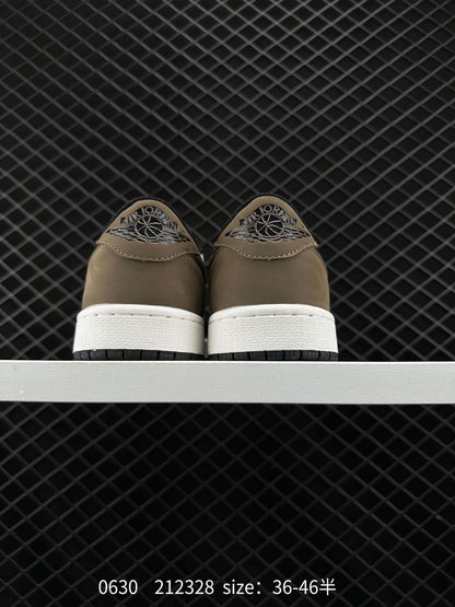 4 Nike Air Jordan LowAJ Jordan generation classic retro cultural leisure sports basketball shoes Item number: FB9933-4 Size: 36 36. 37. 38 38. 39 4 4. 4