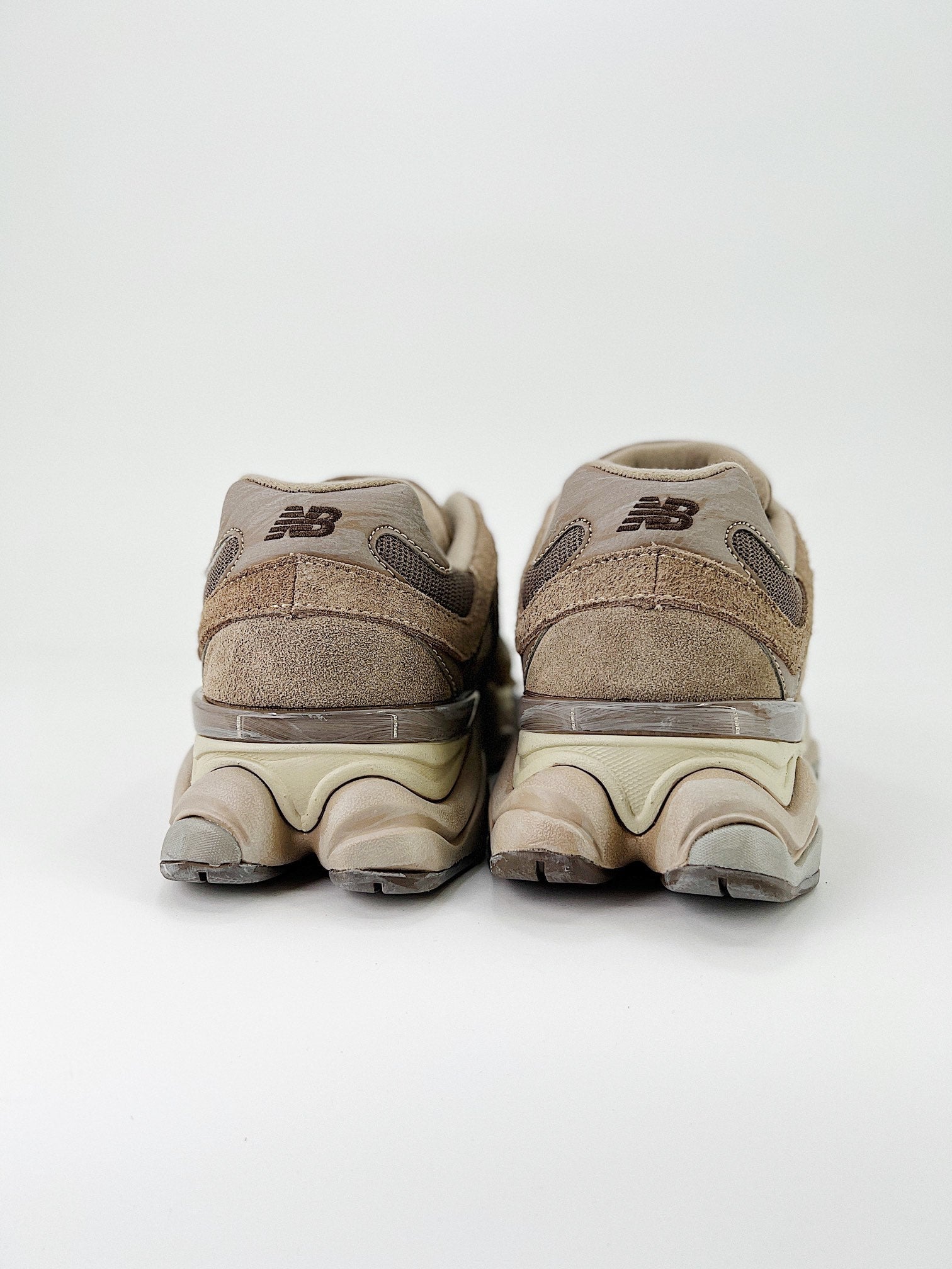 New Balance NB 9060 Dark Mashrom