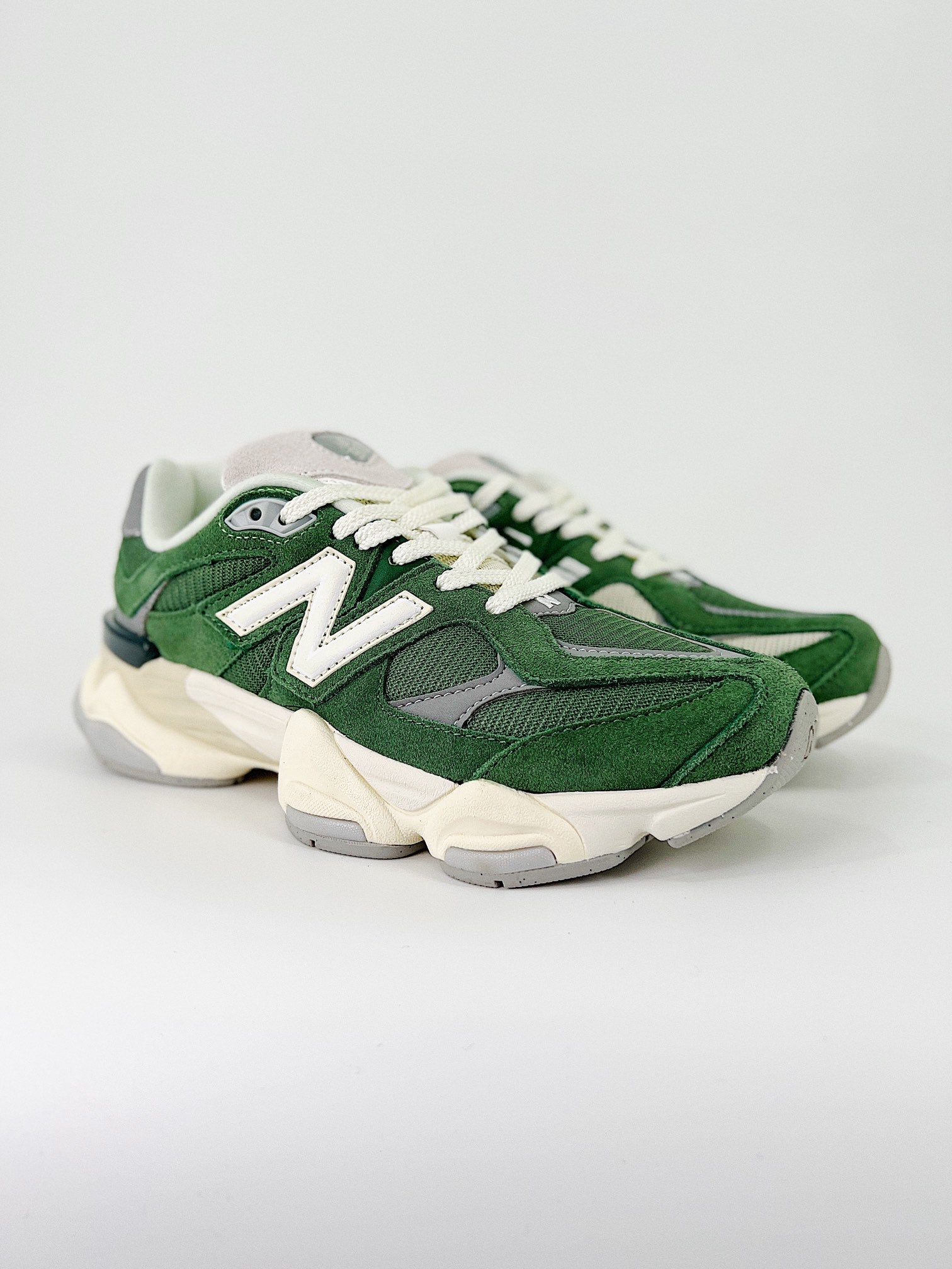 New Balance NB 9060 Nori