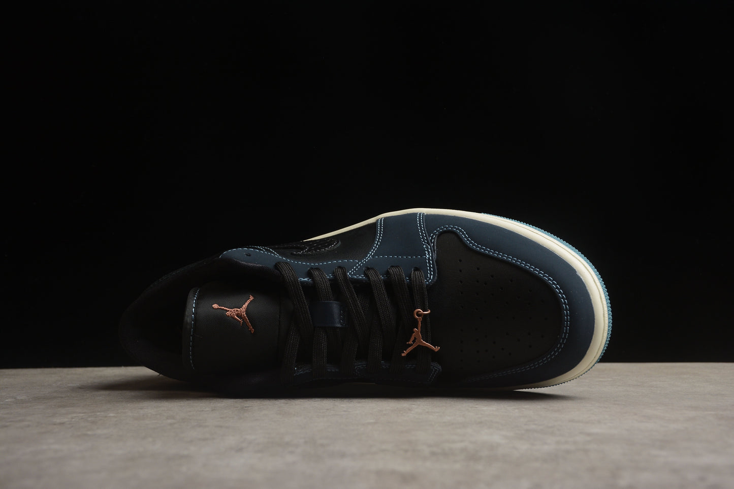 Air Jordan Low 1 Pétrole