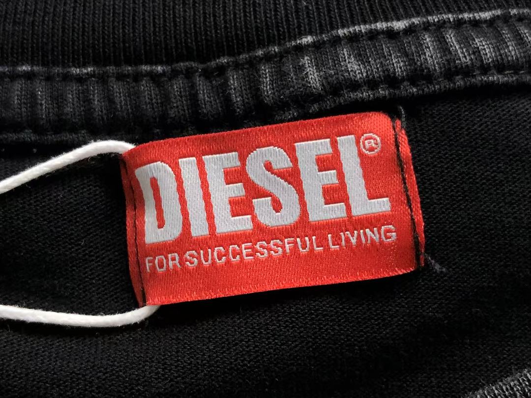 DIESEL T-SHIRT 3205182217