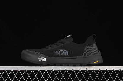 [THE NORTH FACE BLACK/BLACK/BLACK]-[WOMAN:39]-[MAN:40-45]