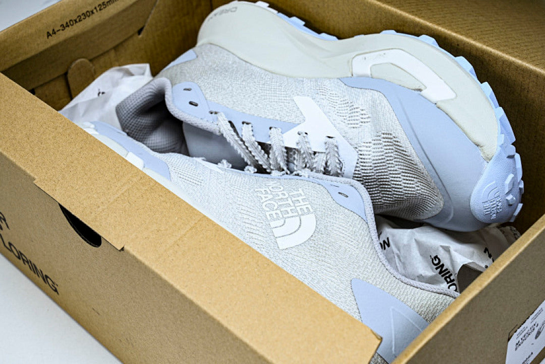 NS97R04A THE NORTH FACE ENDURIS 4 BLUE/GREY