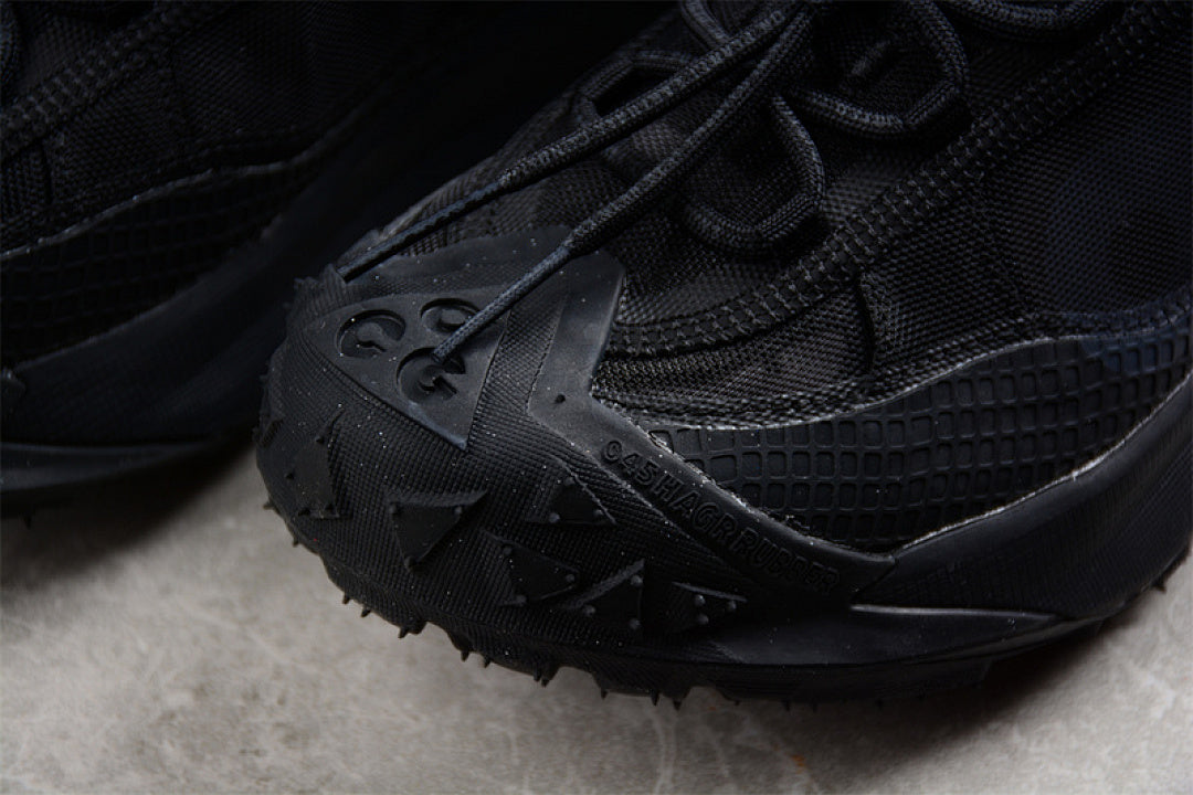 ACG MOUNTAIN FLY 2 BLACK