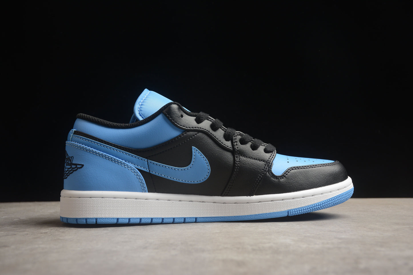 Air Jordan Low 1 Bleu/Noir