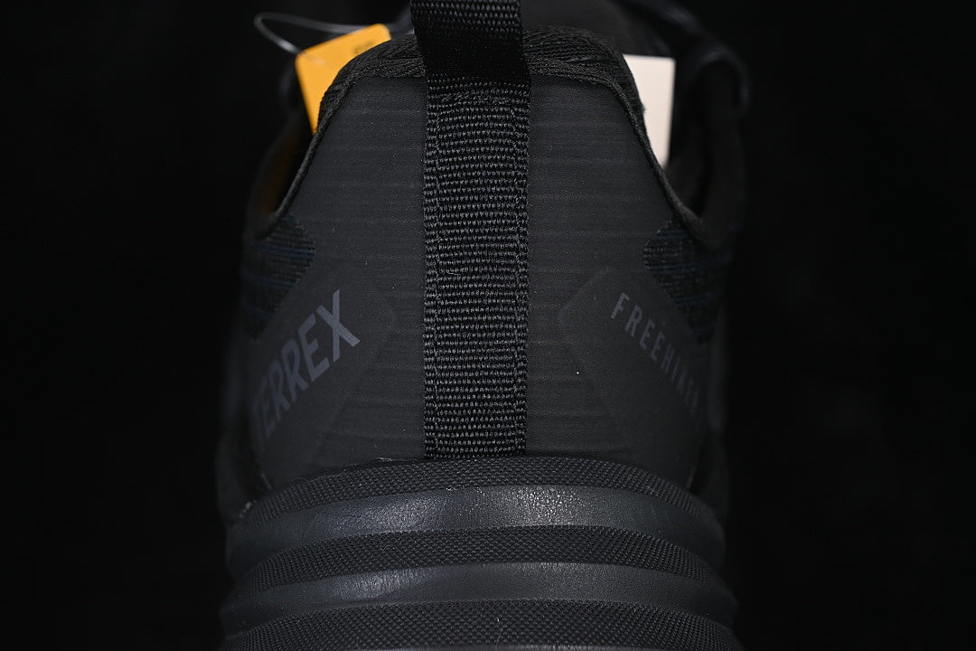 TERREX FREEHIKER 3 LOW GTX CASUAL LIFE SHOES BLACK/INKINESS