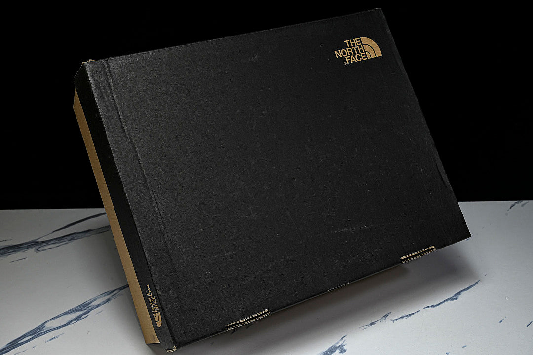 EFASTPACK ULTRA GORE-TEX BLACK/BLACK/BLACK