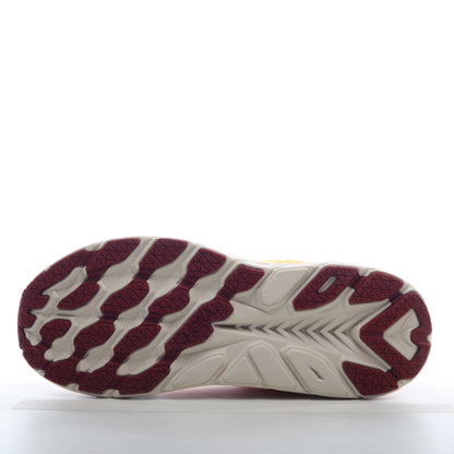 Hoka one one W BODNI 8