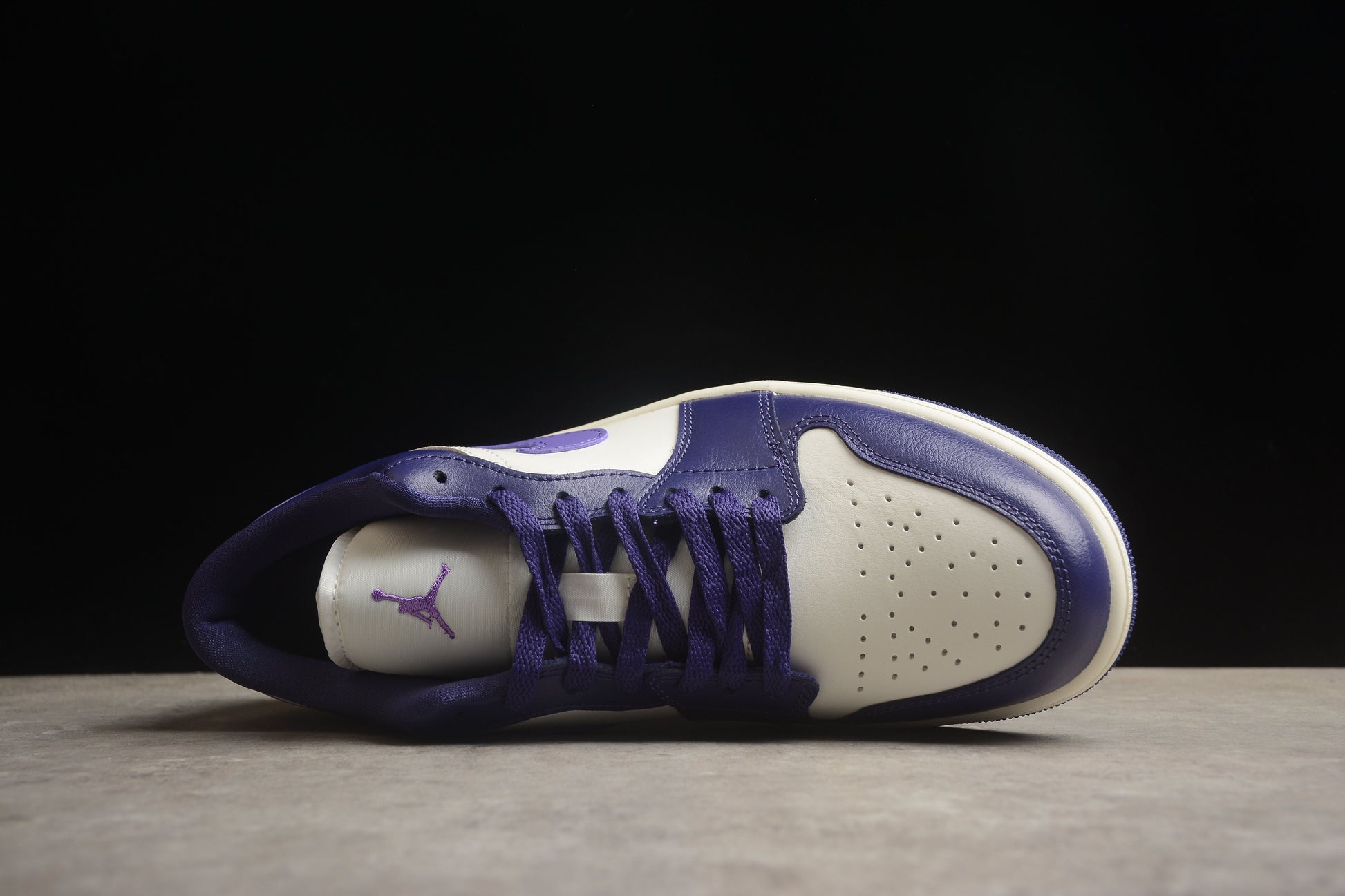 Air Jordan Low 1 Violet