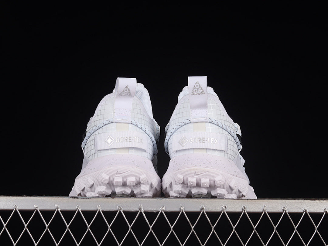 ACG MOUNTAIN FLY LOW GTX SE WHITE/WHITE/WHITE