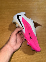 Nike Phantom Stock
