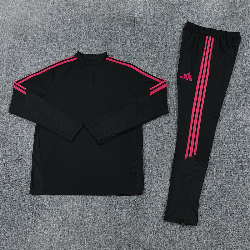 26-27 Season Real Madrid Red-Black Color Football Sweater Set