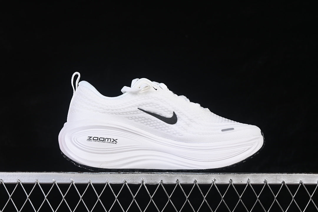 NIKE VOMERO PLUS ZOOM X WHITE/BLACK