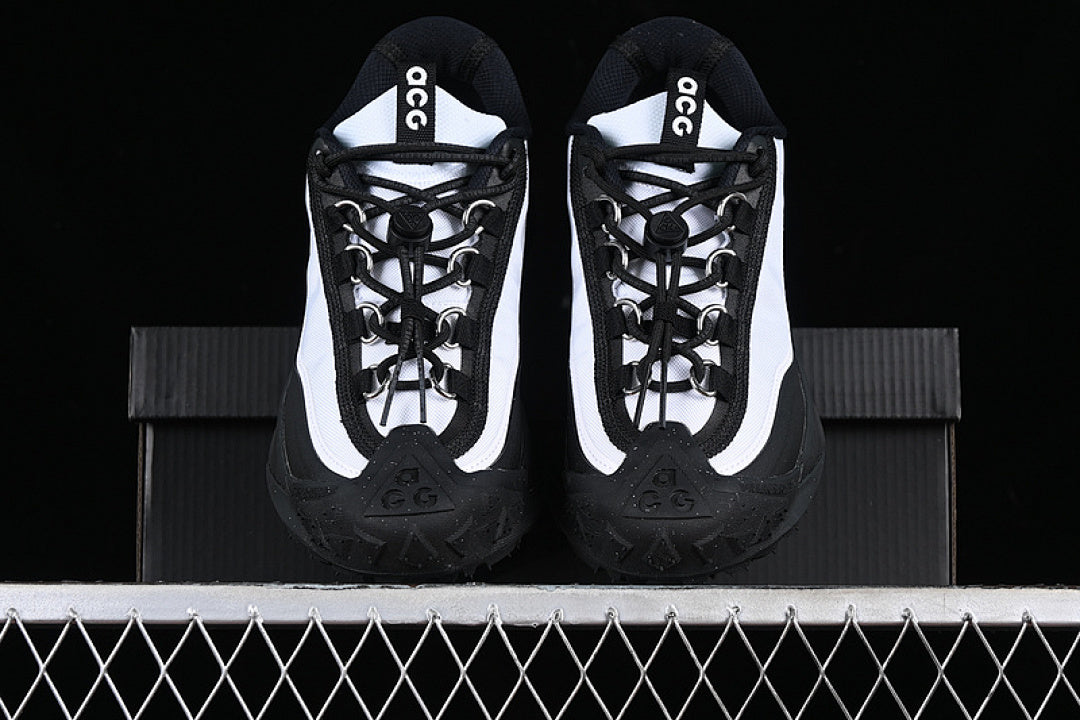 ACG MOUNTAIN FLY 2 LOW SP BLACK/BLACK/WHITE