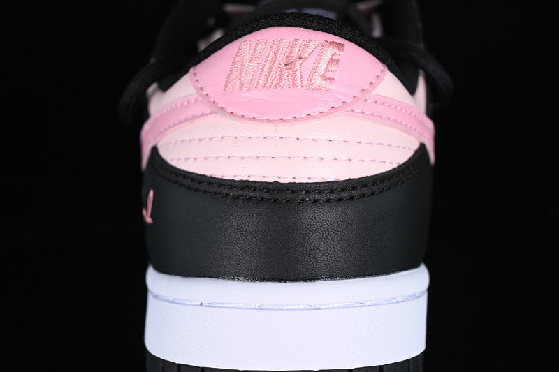 【330】[CW1590-100]-[DUNK LOW BLACK/PINK]-[WOMAN:35.5-41]