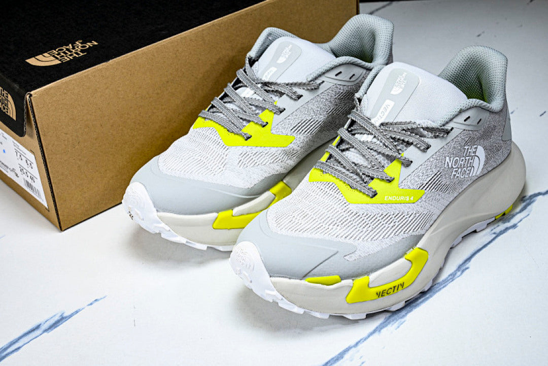 【270】NFOA8AEP-CIY THENORTHFACE ENDURIS 4 GREY/GREEN/WHITE