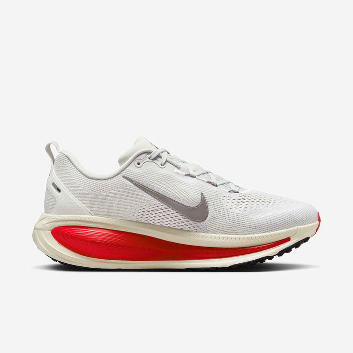 Nike Vomero 18