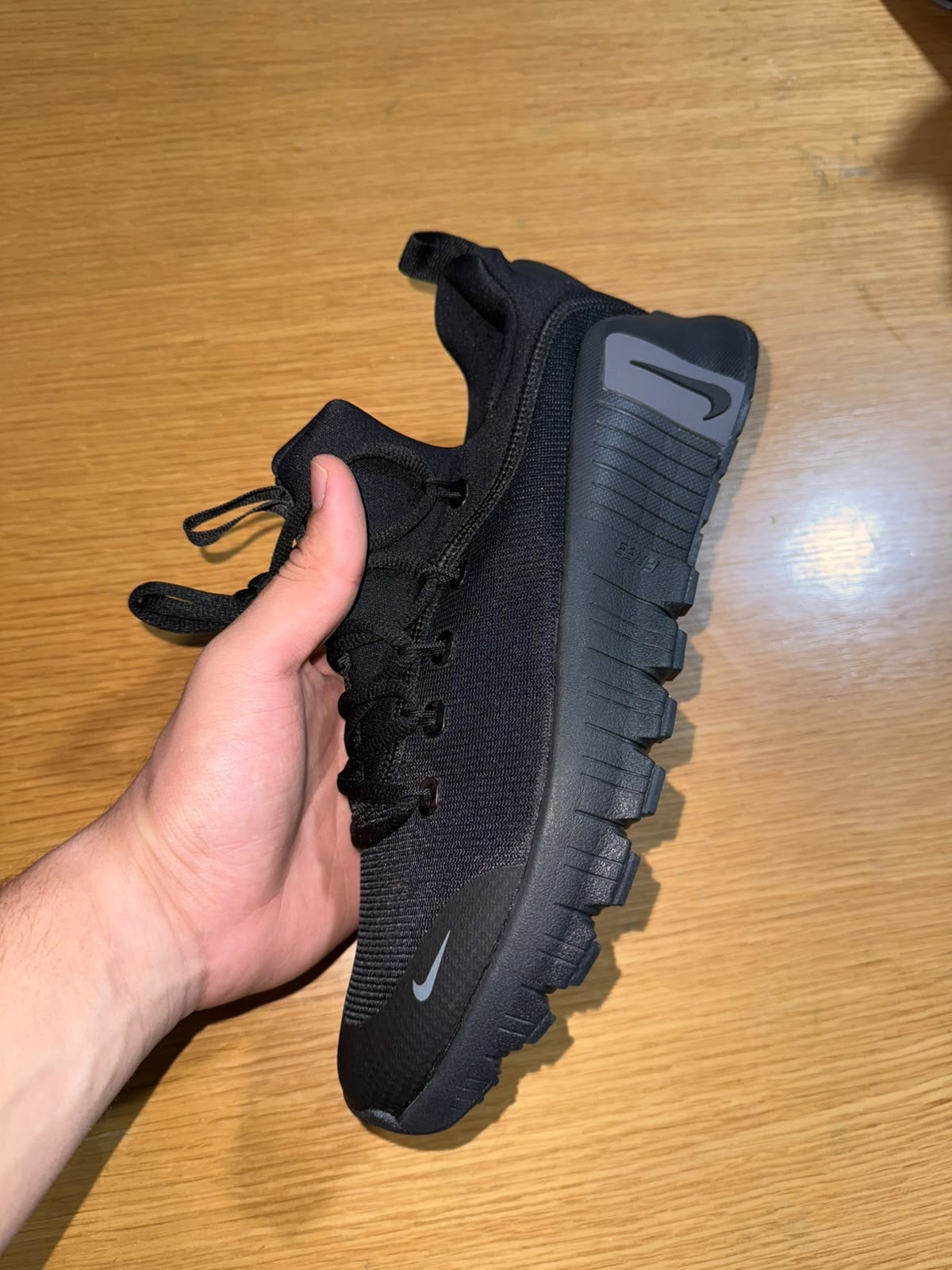 Nike Metcon Full Black Stock