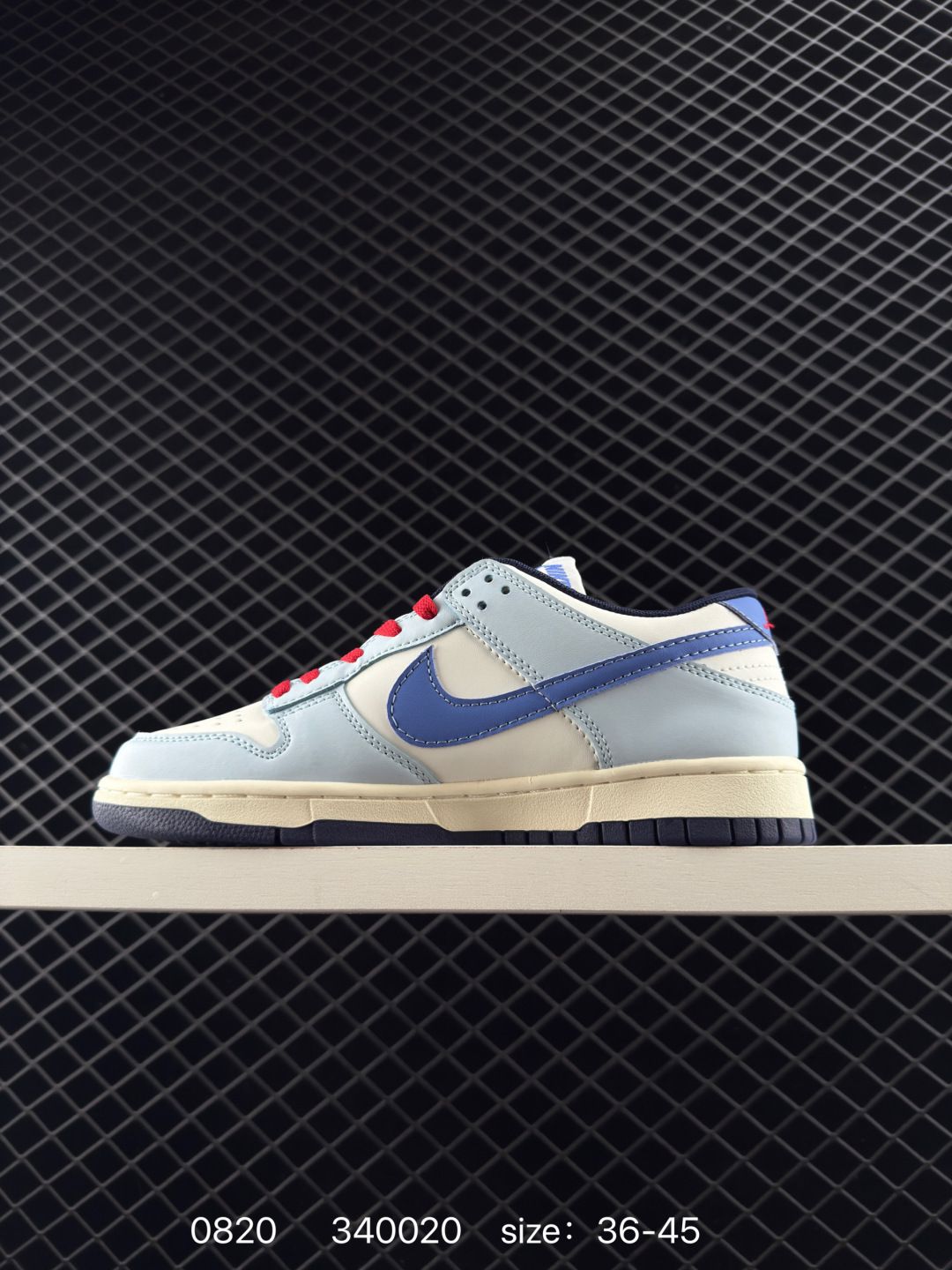 As the name suggests, NIKE SB DUNK LOW PRO Dunk SB has a classic Dunk blood relationship and injects more fashion elements. Compared with ordinary Dunk skateboard shoes, the improved version of Dunk SB thickens the filling of the tongue to make it more comfortable.