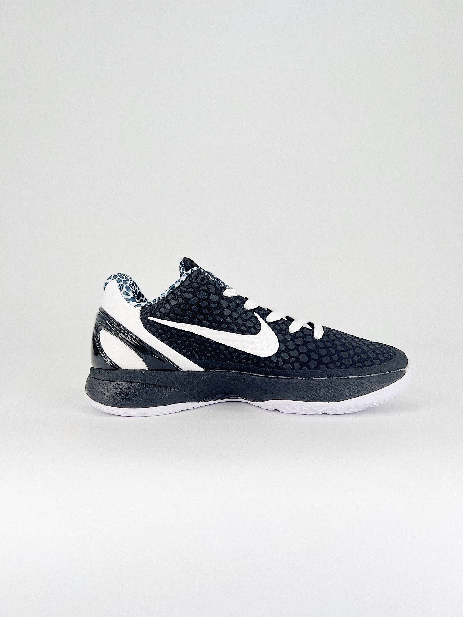 NIKE Zoom KOBE 6